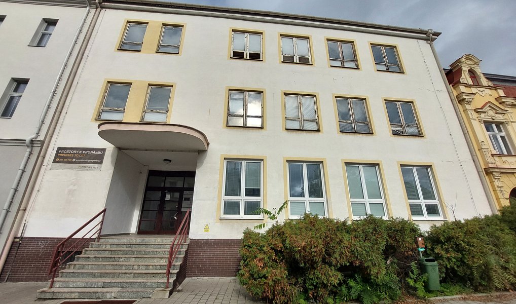 Pronájem obchodních prostor 88 m², Holešov – náhled fotky 4