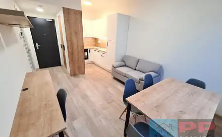 Pronájem bytu 2+kk 33 m², Mozartova, Praha 5 - Smíchov