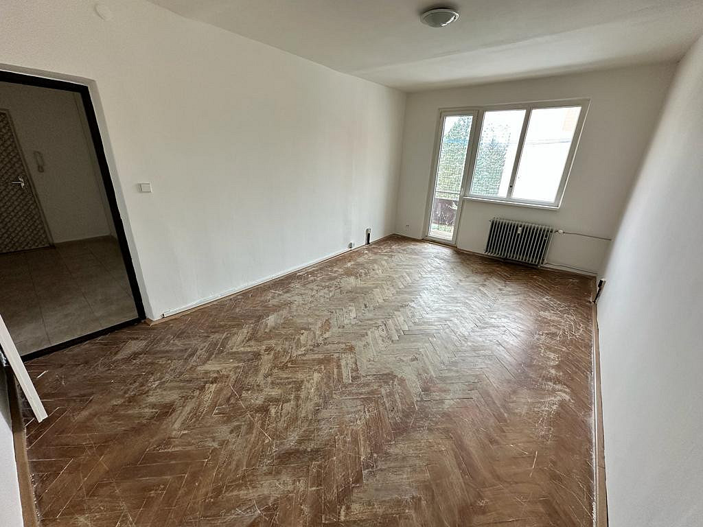 Pronájem bytu 2+1 51 m² – fotografie 2