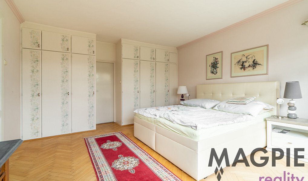 Prodej domu 243 m² s pozemkem 539 m², Praha – náhled fotky 9