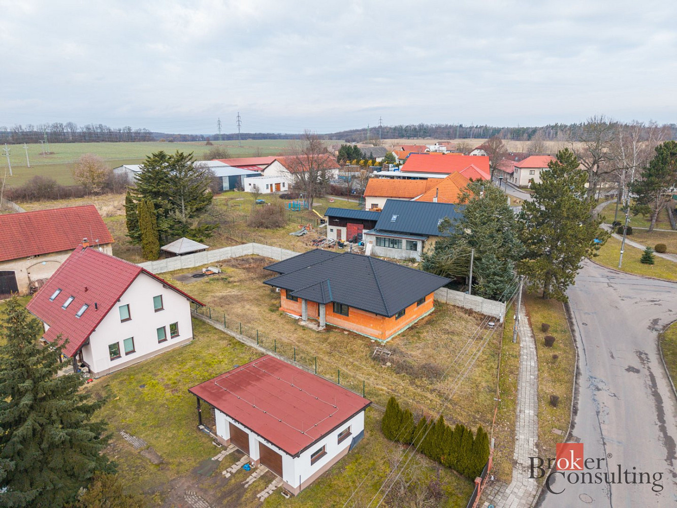 Prodej domu 124 m² s pozemkem 900 m² — photo 2