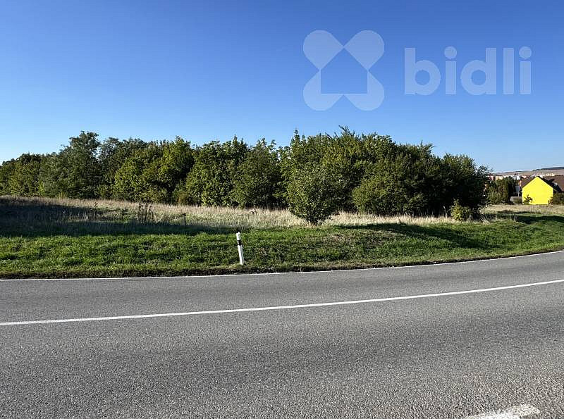 Prodej stavebního pozemku 1 756 m² – fotografie 4