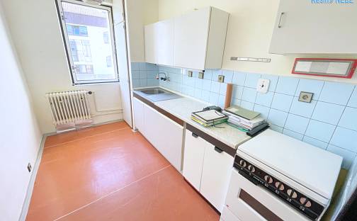 Prodej bytu 3+1 90 m², Olbrachtova, Sedlčany, okres Příbram