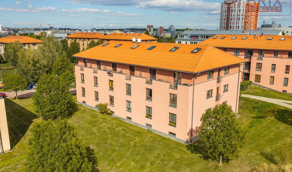 Prodej bytu 2+kk 42 m², Praha – náhled fotky 9