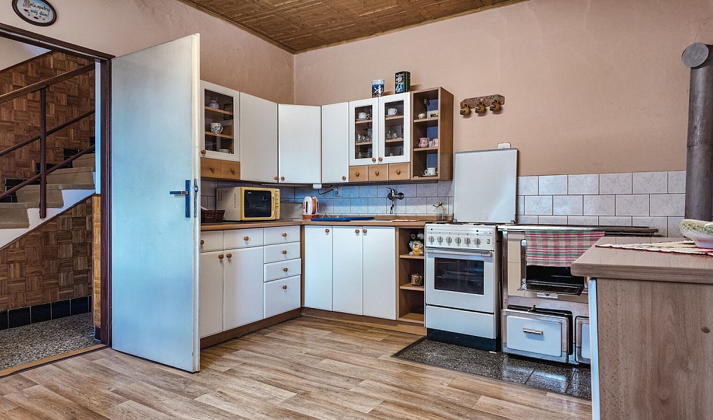 Prodej chaty/chalupy 104 m² s pozemkem 1 265 m², Rohozná – náhled fotky 2