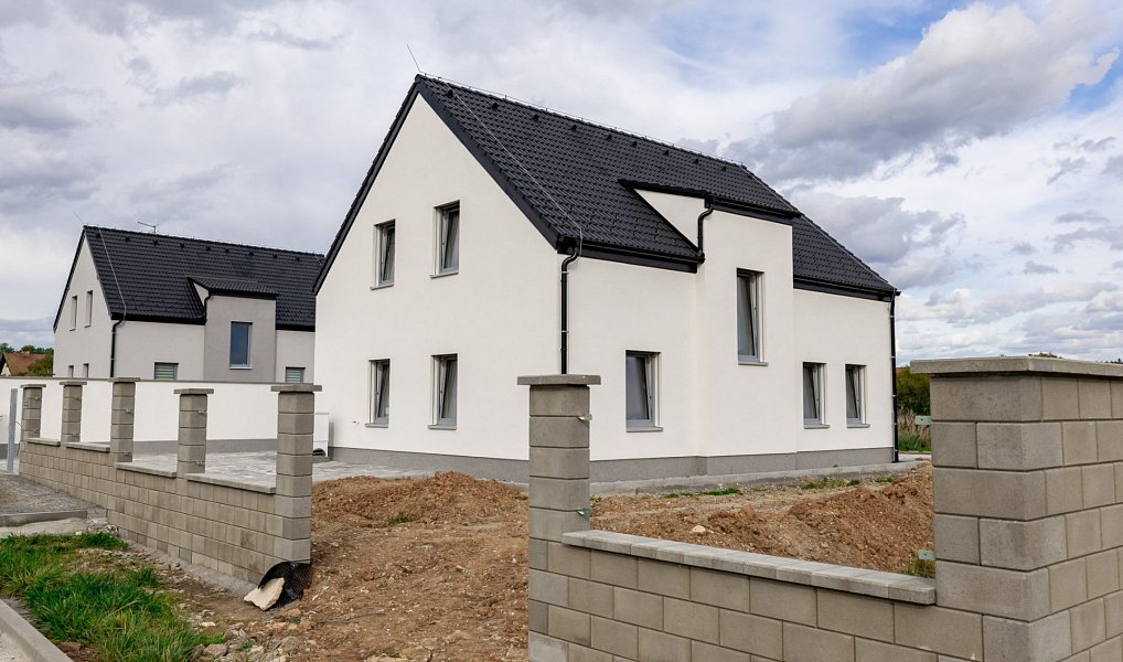 Prodej domu 166 m² s pozemkem 1 012 m², Lužná – náhled fotky 4