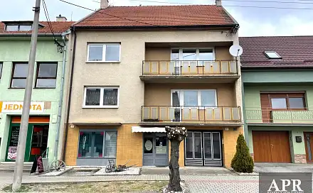 Prodej domu 289 m² s pozemkem 572 m², Nivnická, Dolní Němčí, okres Uherské Hradiště