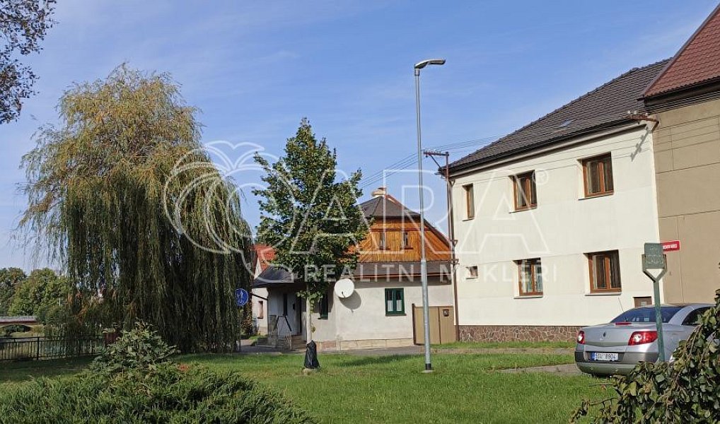 Prodej domu 180 m² s pozemkem 638 m², Slatiňany – náhled fotky 2