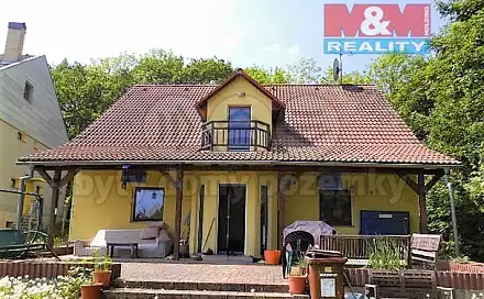 Pronájem domu 220 m² s pozemkem 220 m², Bulharská, Teplice