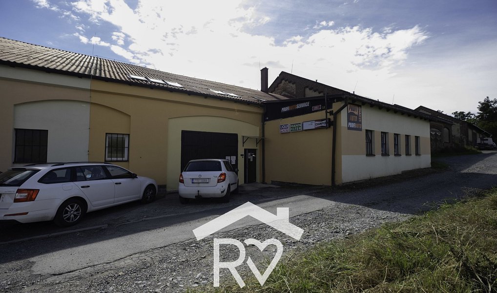 Prodej domu 482 m² s pozemkem 531 m², Opava – náhled fotky 3