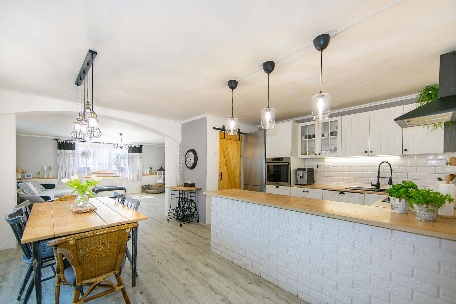 Prodej domu 208 m² s pozemkem 2 171 m² – fotografie 3