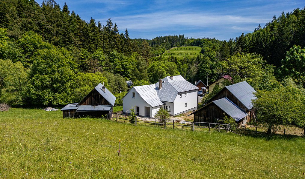 Prodej domu 343 m² s pozemkem 1 671 m², Liptál – náhled fotky 40