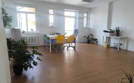 Pronájem bytu 3+kk 105 m², třída Karla IV., Hradec Králové