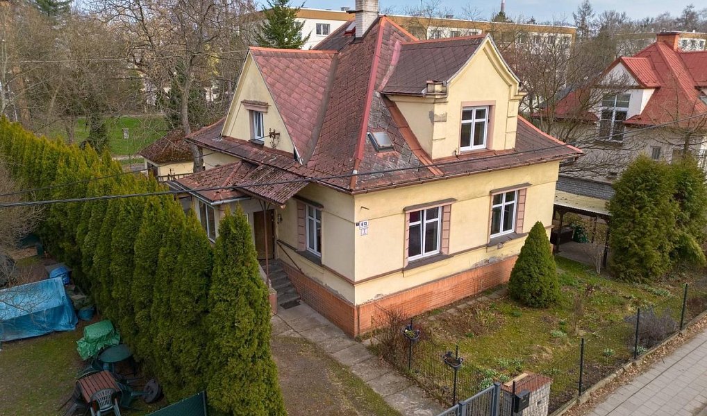 Prodej domu 195 m² s pozemkem 834 m², Karviná – náhled fotky 2