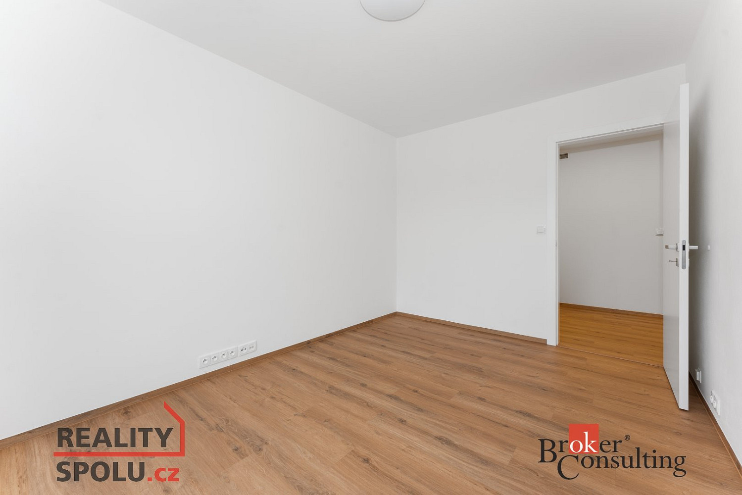 Pronájem bytu 4+kk 150 m² – fotografie 5