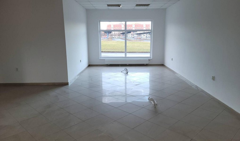 Pronájem obchodních prostor 137 m², Strakonice – náhled fotky 5