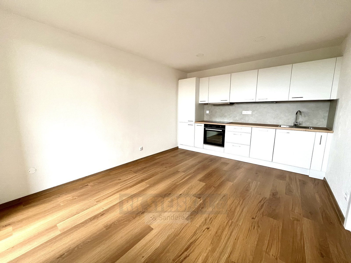 Pronájem bytu 2+kk 42 m²