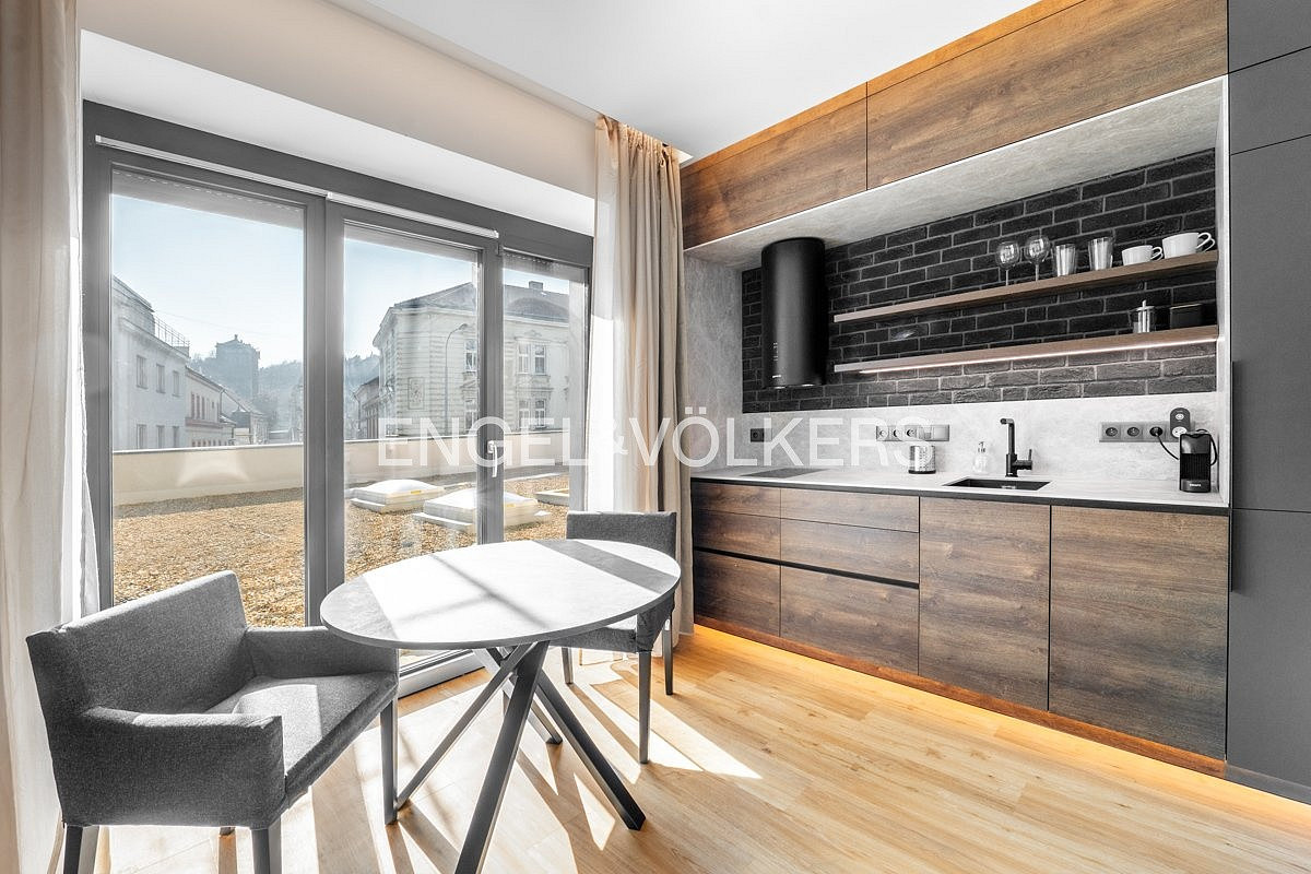 Pronájem bytu 1+kk 30 m²