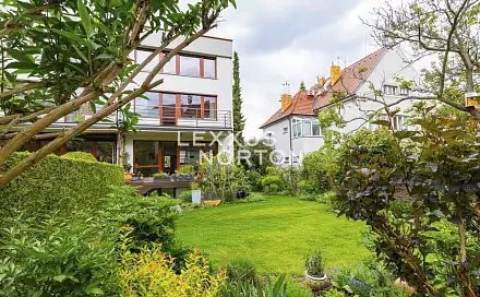 Prodej domu 278 m² s pozemkem 323 m², U páté baterie, Praha 6 - Břevnov