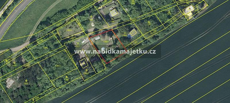 Prodej zahrady 673 m²