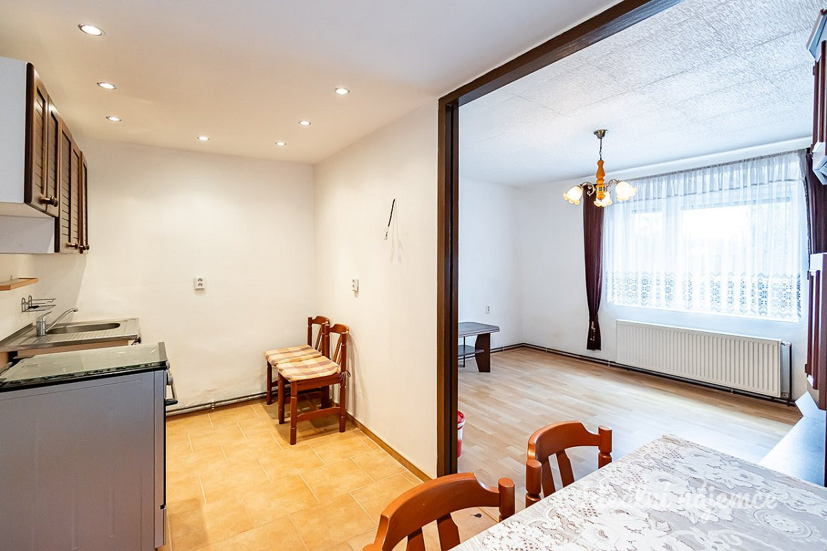 Pronájem domu 41 m² s pozemkem 100 m²