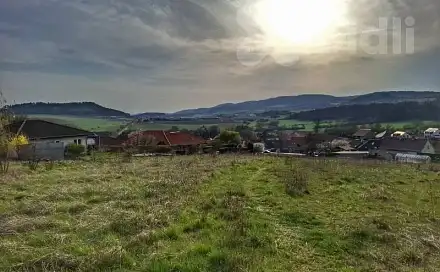 Prodej stavebního pozemku 1 537 m², Králův Dvůr, okres Beroun