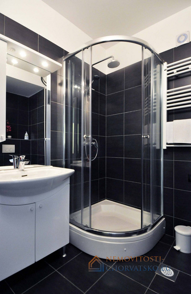 Prodej domu 99 m² s pozemkem 99 m² - Fler