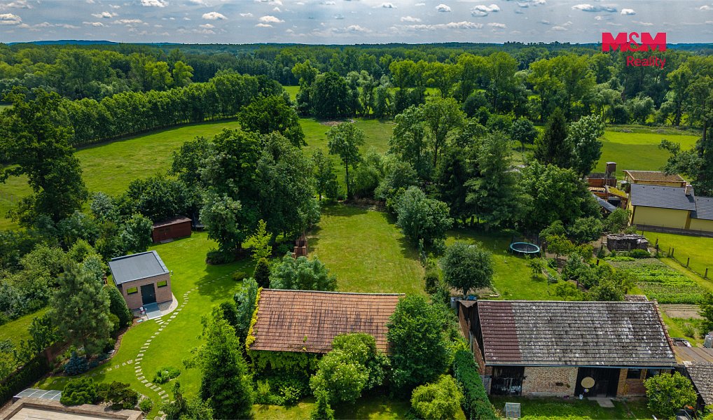 Prodej stavebního pozemku 824 m², Kněžmost – náhled fotky 8