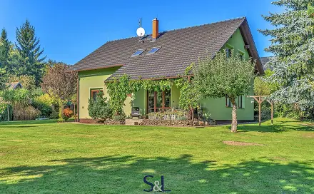 Prodej domu 181 m² s pozemkem 3 038 m², Volfartice, okres Česká Lípa