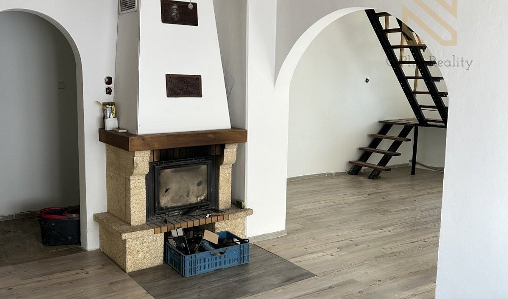 Prodej domu 196 m² s pozemkem 1 929 m², Lukavec – náhled fotky 6