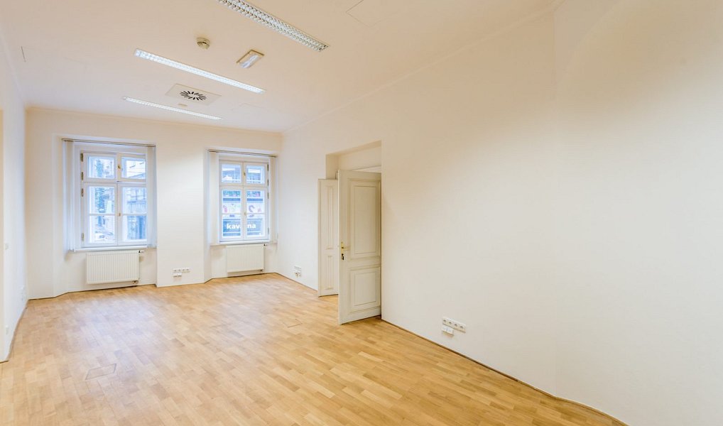 Pronájem kanceláře 90 m², Praha – náhled fotky 9