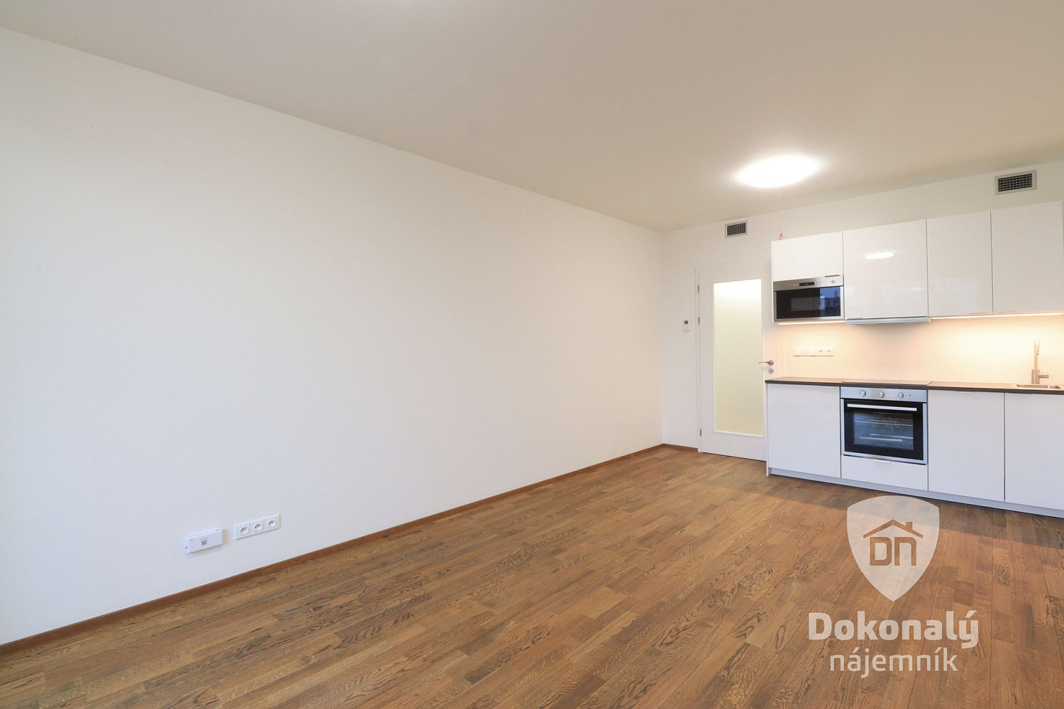 Pronájem bytu 1+kk 35 m² – fotografie 5