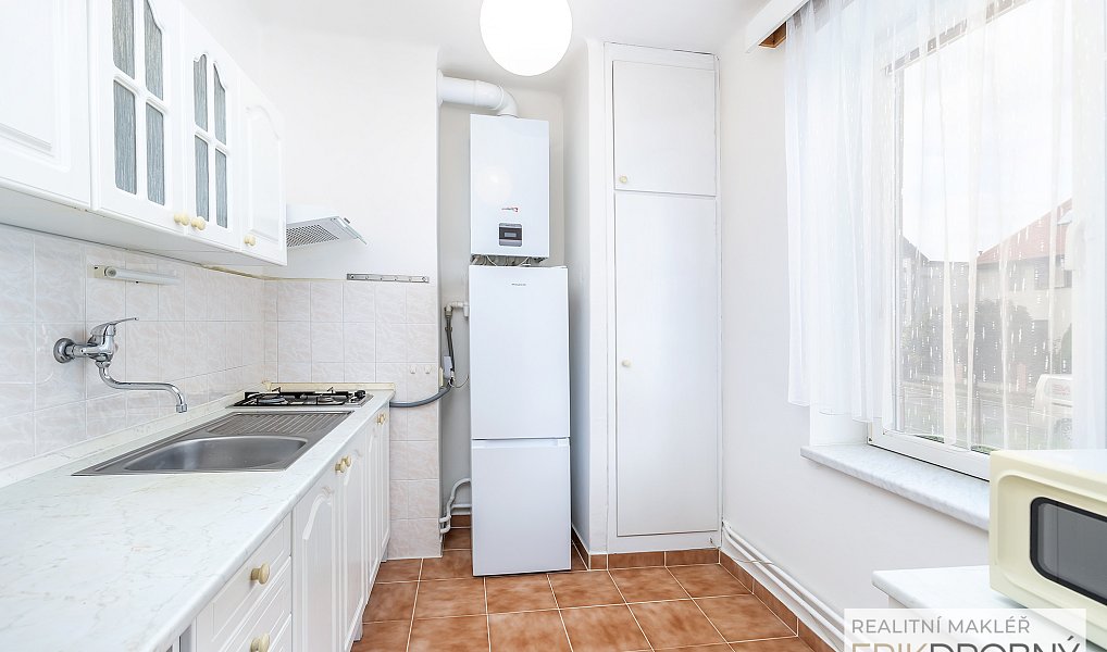 Pronájem bytu 2+1 58 m², Pardubice – náhled fotky 2