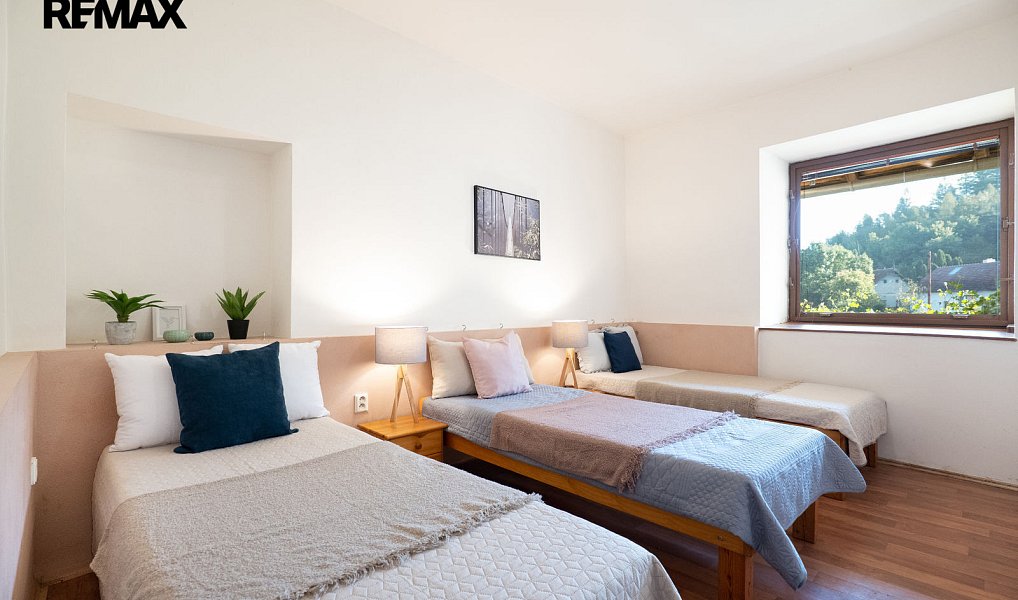 Prodej domu 770 m² s pozemkem 9 150 m², Kundratice – náhled fotky 5