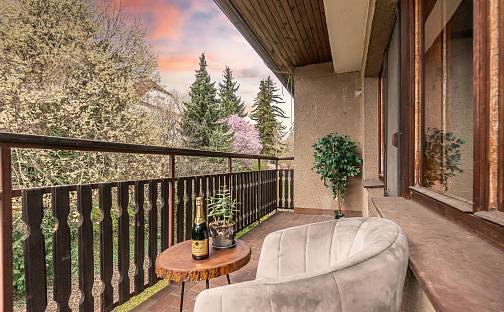 Pronájem bytu 1+kk 30 m², Šárecká, Praha 6 - Dejvice