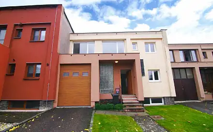 Prodej domu 280 m² s pozemkem 466 m², Pavlíkova, Benešov