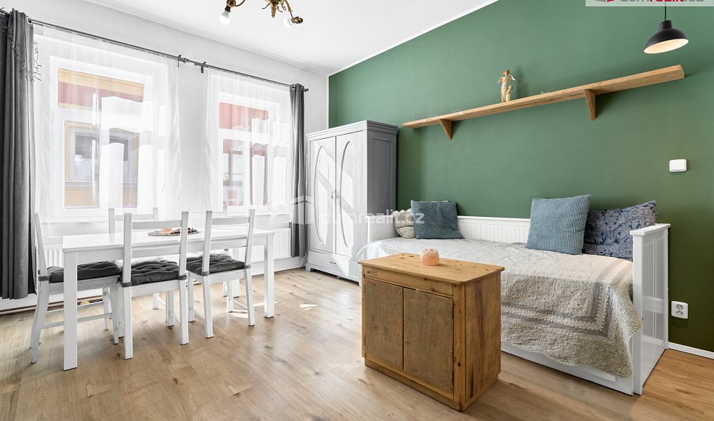 Prodej domu 100 m² s pozemkem 48 m², Ostrov – náhled fotky 14