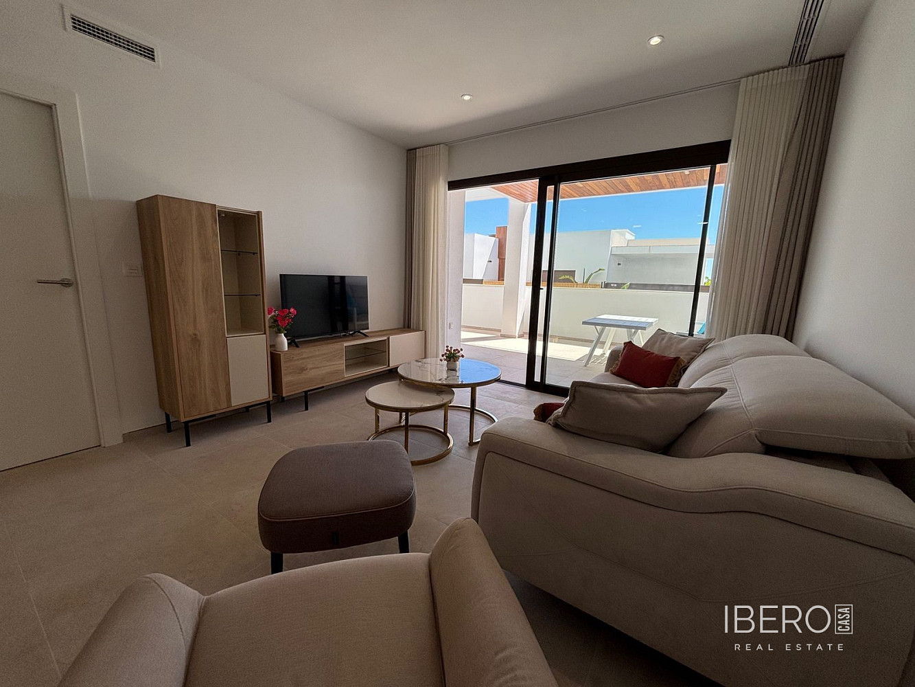 Piso 3+kk – Los Alcázares - Más