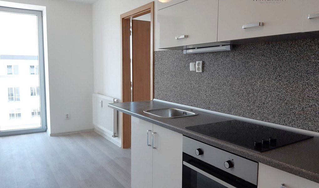 Prodej bytu 2+kk 33 m², Milovice – náhled fotky 5