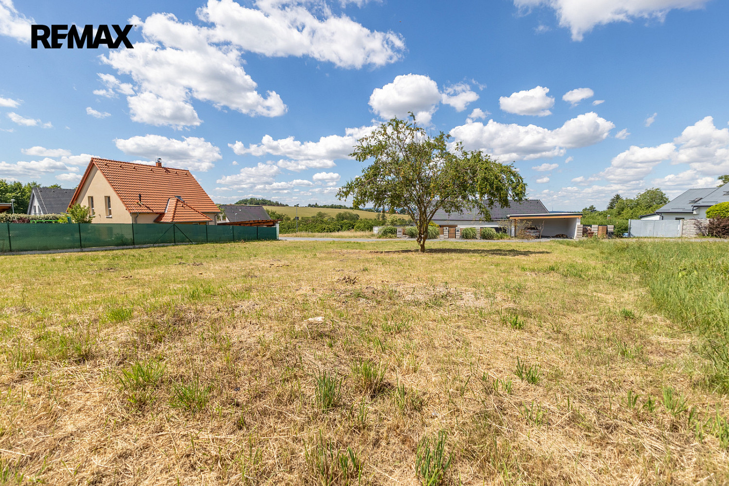 Prodej stavebního pozemku 808 m²