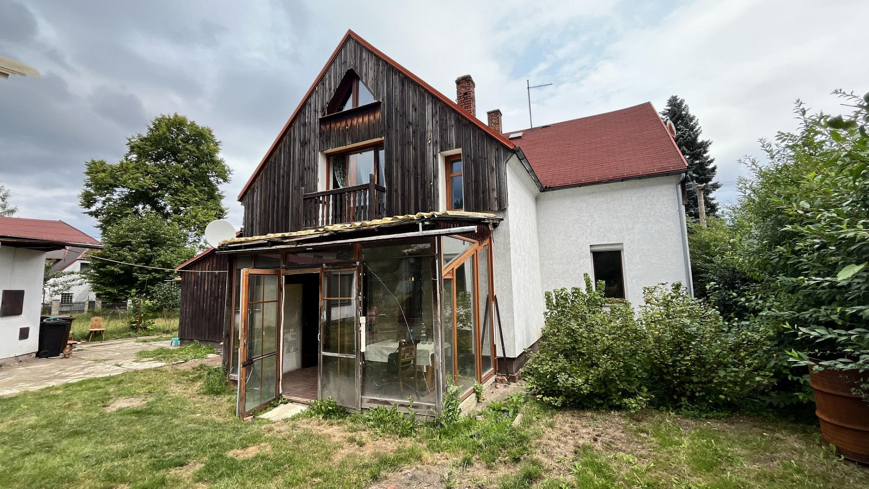 Prodej domu 240 m² s pozemkem 678 m²