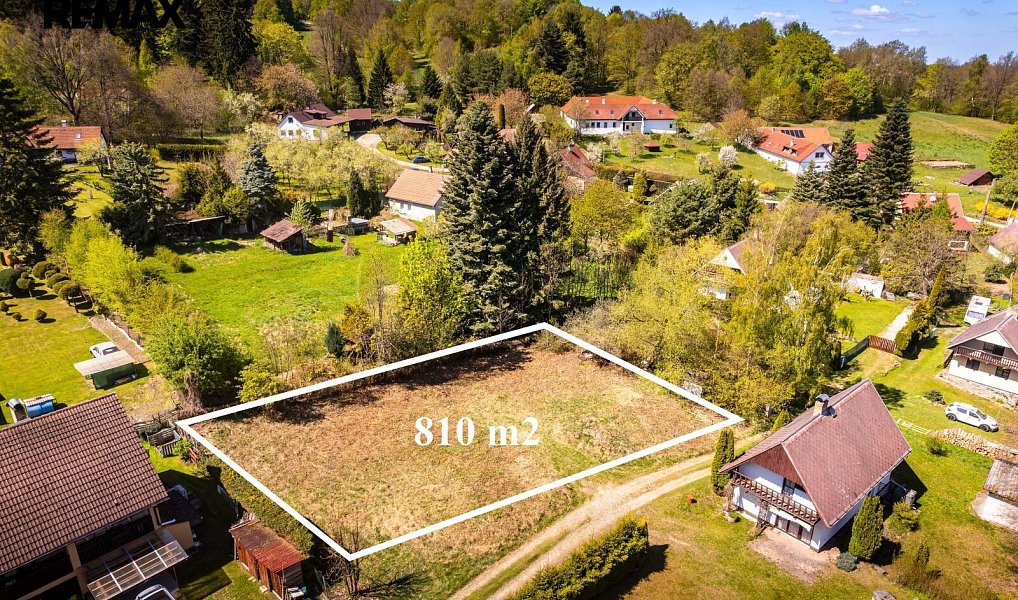 Prodej stavebního pozemku 810 m², Benešov nad Černou – náhled fotky 2