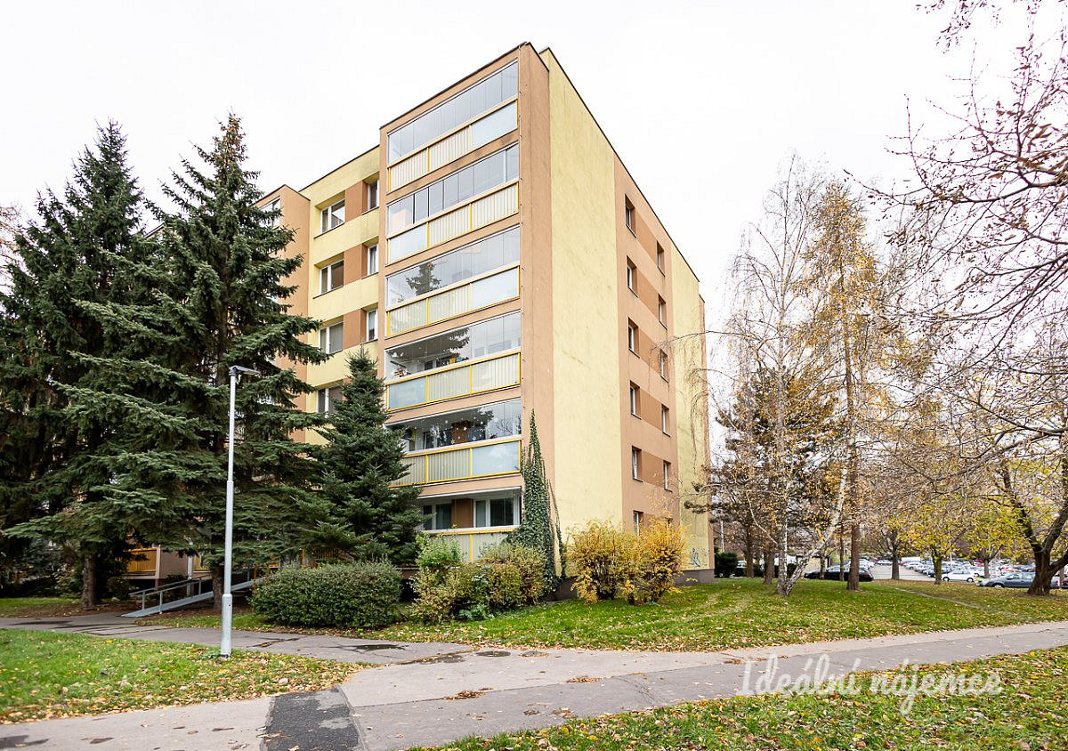 Pronájem bytu 3+kk 63 m²