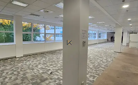 Pronájem kanceláře 2 344 m², Radlická, Praha 5 - Smíchov