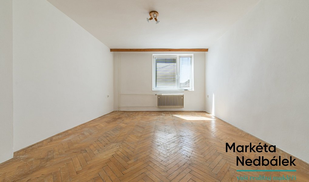 Prodej domu 190 m² s pozemkem 1 158 m², Lukov – náhled fotky 10