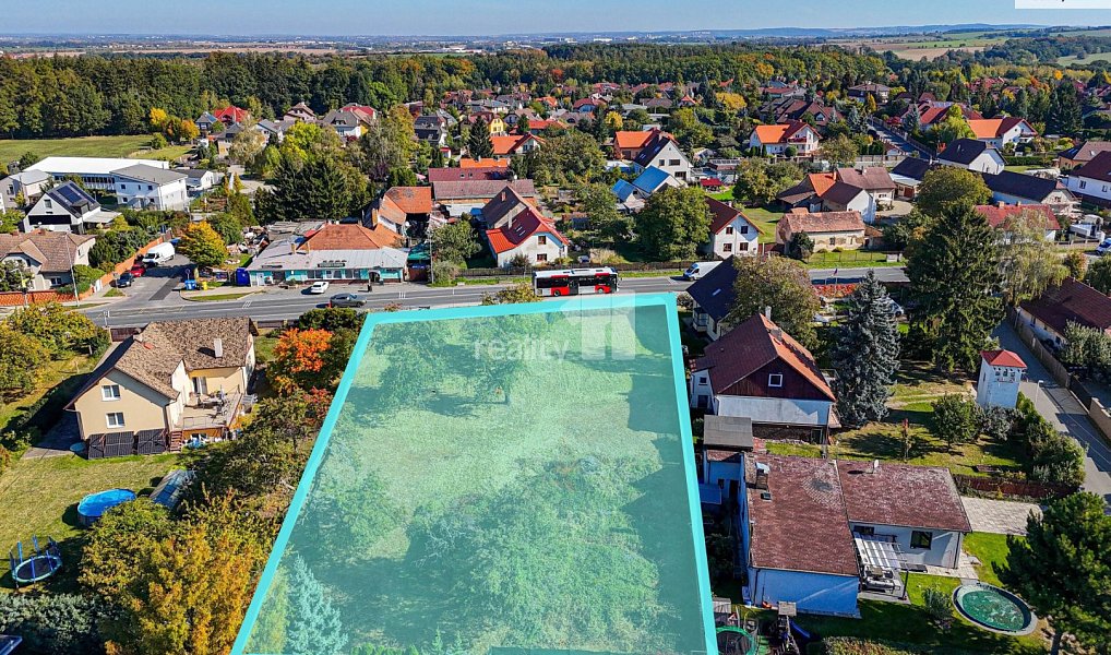 Prodej stavebního pozemku 2 231 m², Jesenice – náhled fotky 3