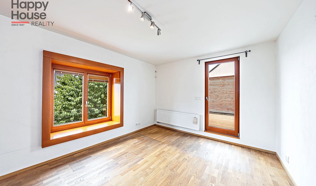 Prodej domu 200 m² s pozemkem 408 m², Praha – náhled fotky 10