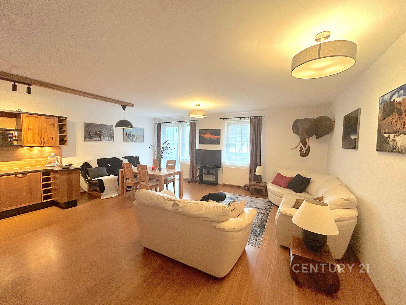 Pronájem bytu 2+kk 80 m² – fotografie 4