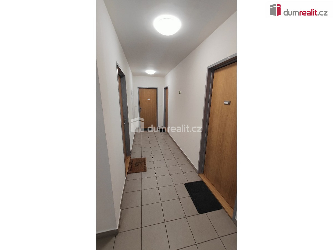 Pronájem parkovacího stání, 13 m2, novostavba, ov, praha 8 - dolní chabry — photo 3