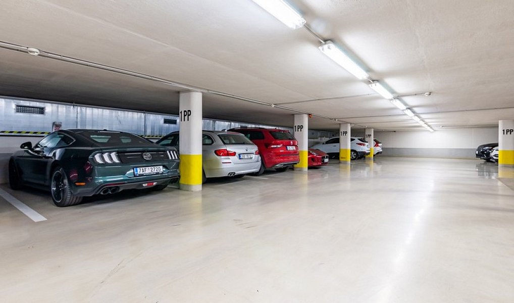 Pronájem bytu 3+kk 107 m², Praha – náhled fotky 16